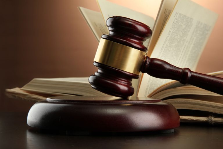 Le droit à la vie dans le contexte français. Réflexion éthico-juridique à partir de la Convention d’Oviedo, de la Convention européenne des droits de l’homme et de la Doctrine Sociale de l’Église