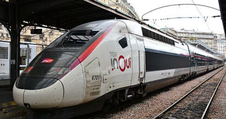La France qui protège les uns et abandonne les autres